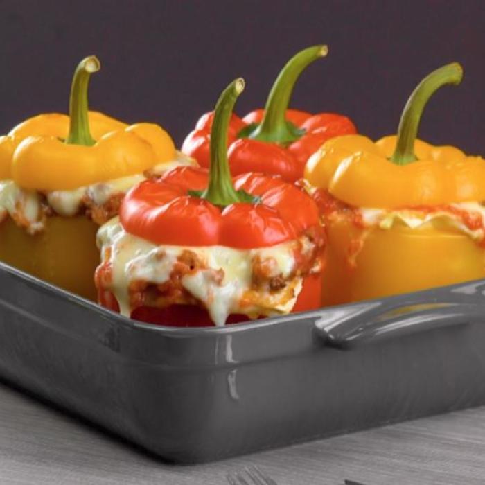 Nu ai preparat niciodată acest fel de mâncare: ardei umpluți în stil lasagna. Fără carne și fără orez 