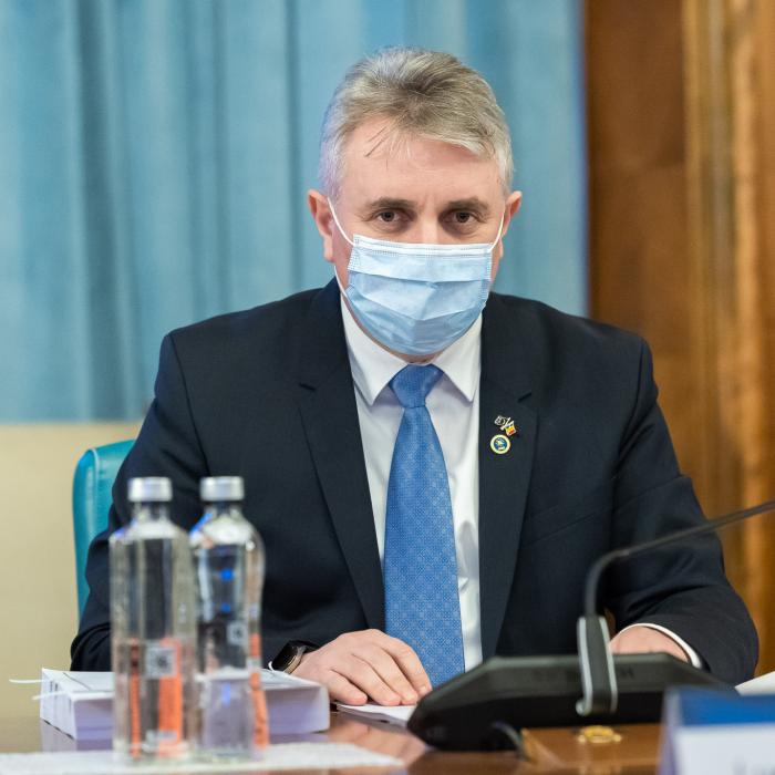 Alegeri în PNL. Lucian Bode candidează pentru funcția de secretar general. Virgil Popescu și Dan Motreanu luptă pentru un post de prim-vicepreședinte 
