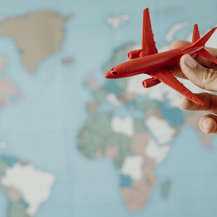 Alertă privind oferte false de vacanțe! Ce trebuie să facă românii pentru a nu fi înșelați de escrocii de pe internet