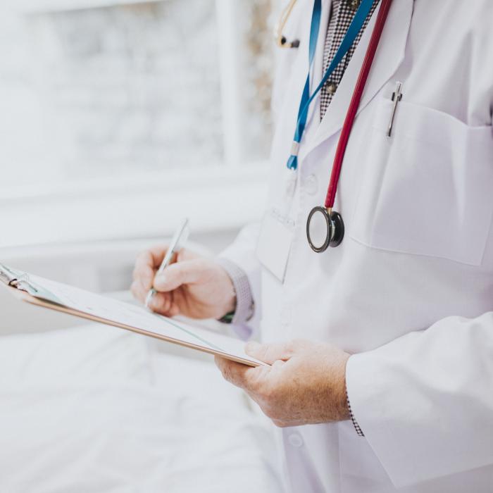 Medicul de boli infecțioase care a lansat zvonul primului caz de variola maimuței în Suceava, internat la psihiatrie