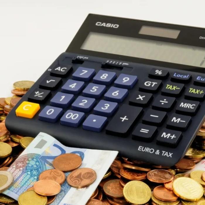 Cei mai mulţi români preferă economiile in valută. Siminică (ISF): Am fost surprins să constat asta