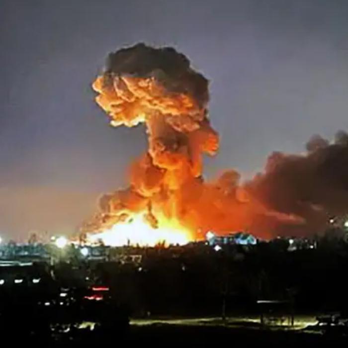 Rusia a atacat Kievul în această dimineață. Mai multe explozii s-au auzit în două cartiere 