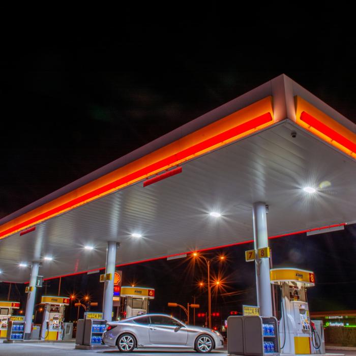 Revoltă în Germania. Reducerea taxelor nu a scăzut preţul carburanţilor în Germania. Guvernul suspectează înțelegeri între benzinării