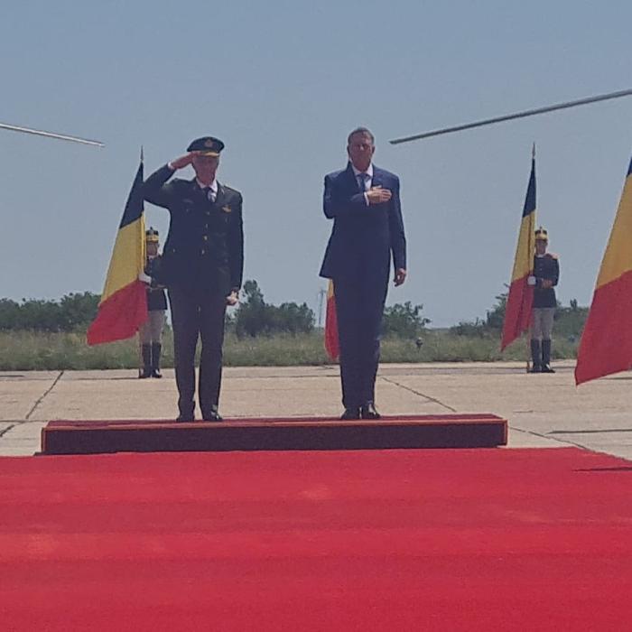 Regele Belgiei, primit de preşedintele Iohannis la Baza Kogălniceanu