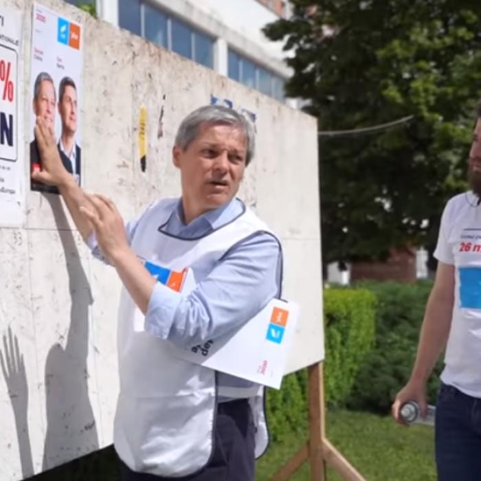 Cioloș își trece toți parlamentarii din USR în REPER, noul partid. Încă două demisii 