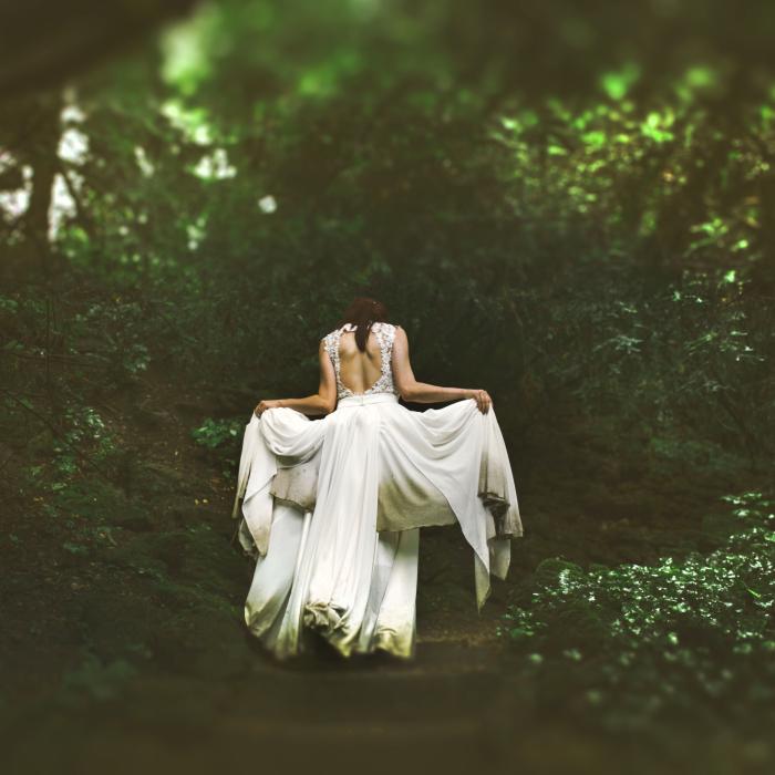 Ce înseamnă dacă visezi că te căsătorești în noaptea de Sânziene? Iată cum poți să-ți vezi sortitul conform sfaturilor din bătrâni