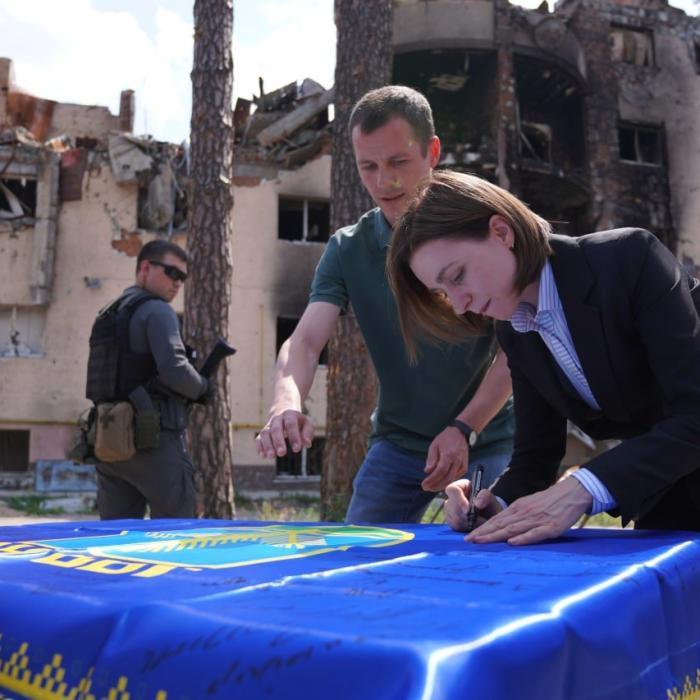 Maia Sandu, vizită la Kiev: Am văzut cu ochii mei case arse, blocuri distruse de rachete