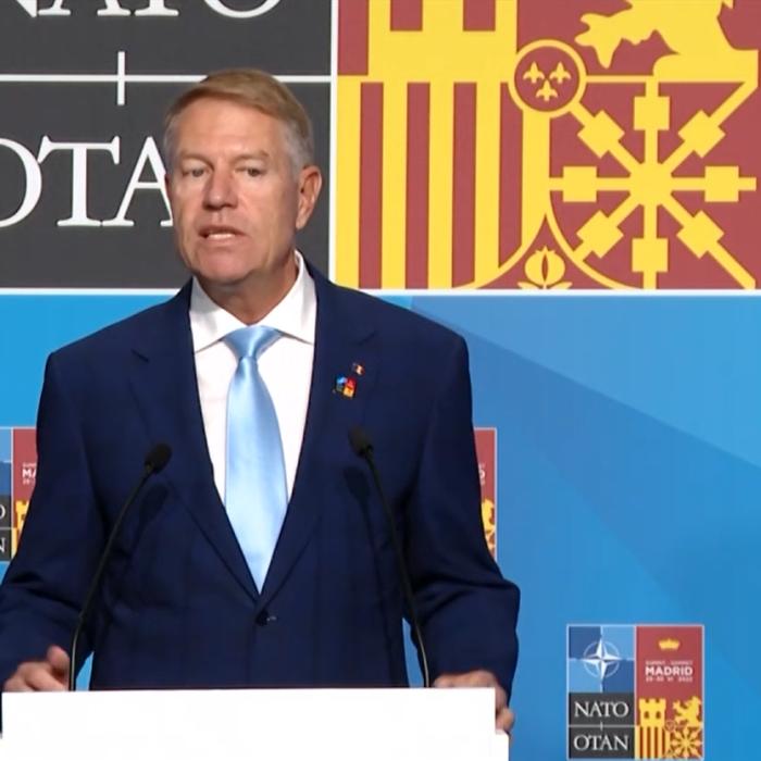 Klaus Iohannis la Madrid: Vrem mai multe forțe NATO în România. Marea Neagră e zonă de război