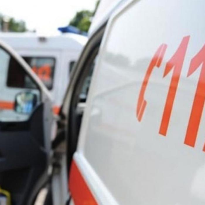 Accident între un microbuz și o autoutilitară, în Timiș: Șase muncitori români sunt răniți
