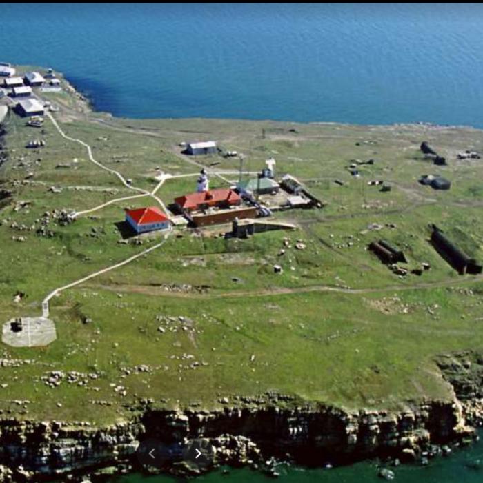 Ucraina anunţă că şi-a arborat din nou drapelul în Insula Şerpilor