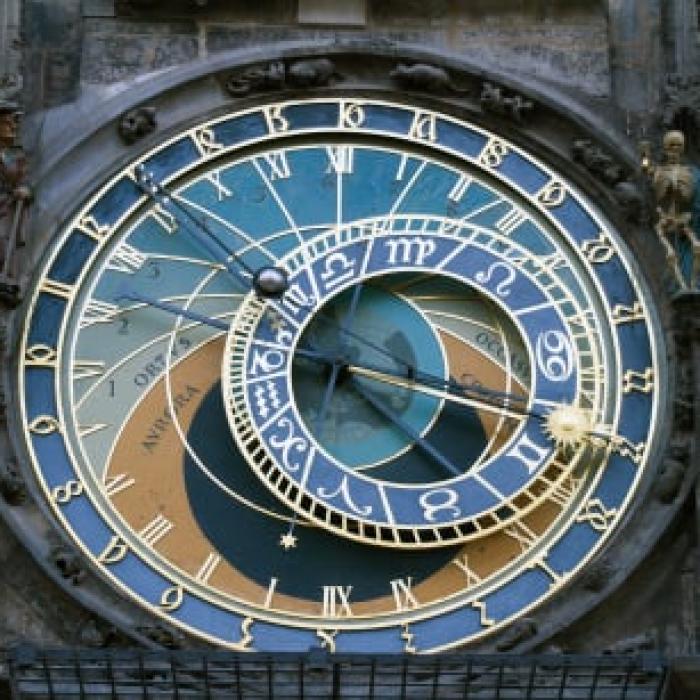 Horoscop 9 iulie 2022. Fecioară, ești cu gândul la dragoste. La pol opus, Scorpionul nu își poate lua mintea de la afaceri. Previziuni complete
