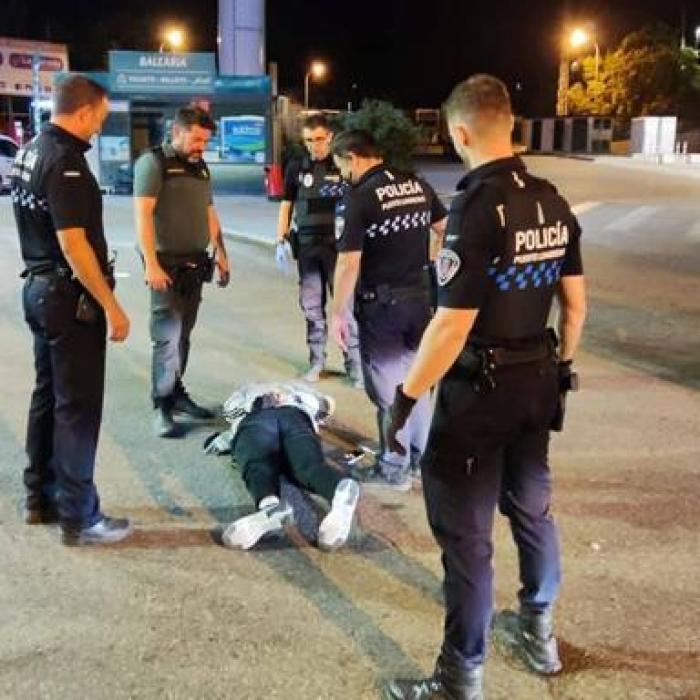 Spania. Român specializat în jefuirea benzinăriilor prin metoda „aselenizării“, capturat de polițiști la bordul unui Jaguar