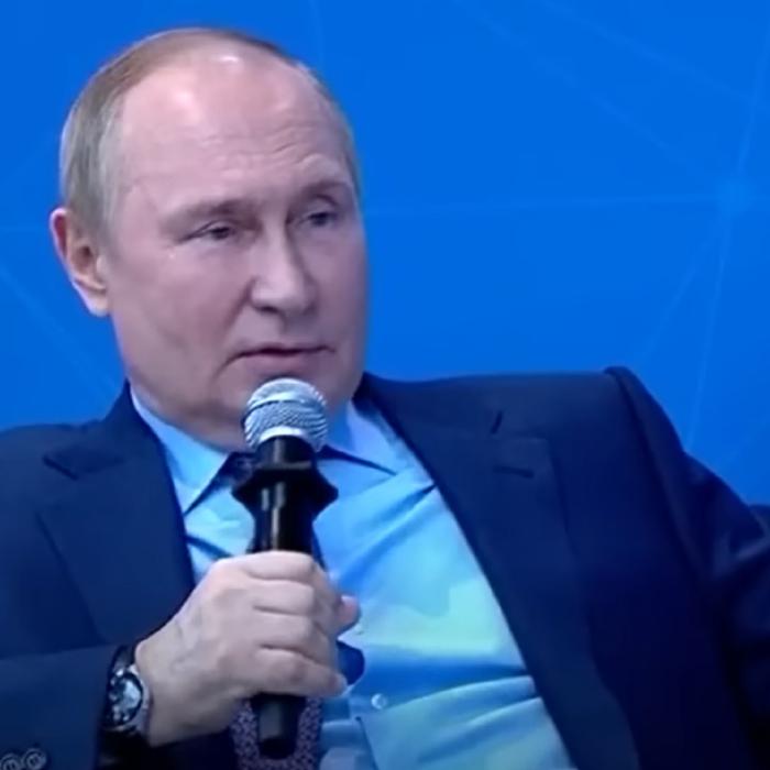 Putin anunță o vizită în Iran, în timp ce SUA avertizează că Rusia apelează la Teheran pentru ajutor în războiul din Ucraina
