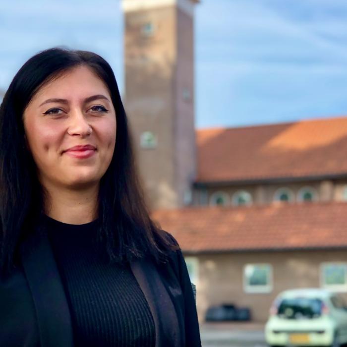 Olanda. O româncă, “exemplu de manual al lucrătorului migrant modern“. Lavinia: „Găsesc aici viitorul pe care nu l-am avut în România“