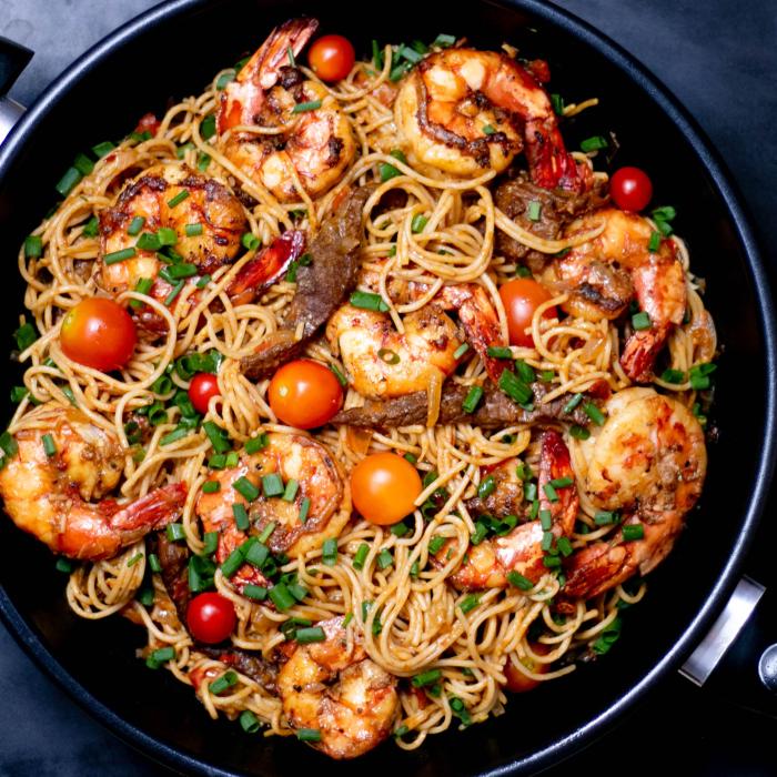 Paste cu fructe de mare. O rețetă ușor de gătit și perfectă pentru vară