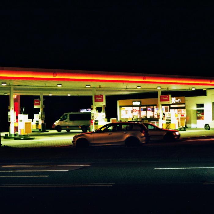 Prețul benzinei în Germania, la nivelul de dinainte de război. În Austria, lucrurile stau diferit