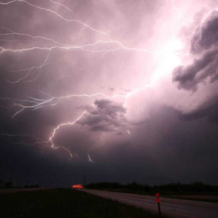 Italia, sub alertă meteo de vreme rea și furtuni: Cod Galben în 9 regiuni