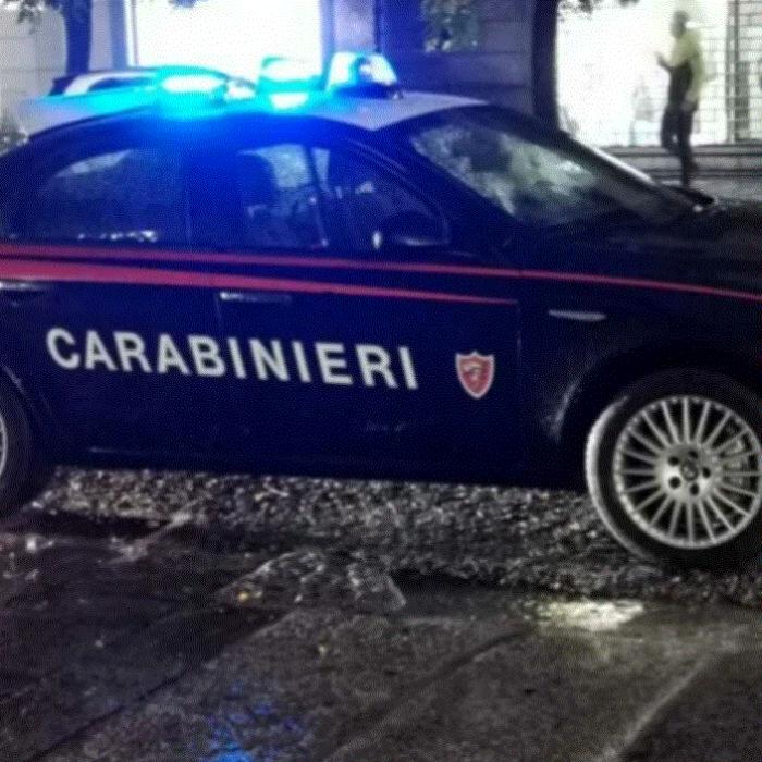 Italia. Un român s-a certat cu soția, apoi i-a atacat pe polițiștii care au intervenit