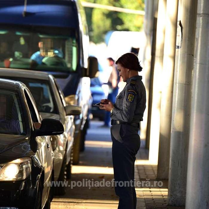 Aglomerație în vămi: românii din străinătate vin să-și facă concediile în țară. Poliția de Frontieră suplimentează personalul