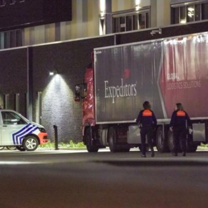 Românul acuzat în Marea Britanie de moartea a 39 de vietnamezi într-un camion frigorific a fost prins București