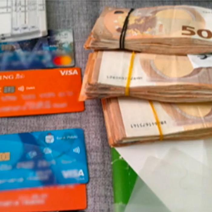 Un cuplu de români din Anglia, arestat în Spania: Au furat identitatea altor persoane și au escrocat sume uriașe, pe Internet