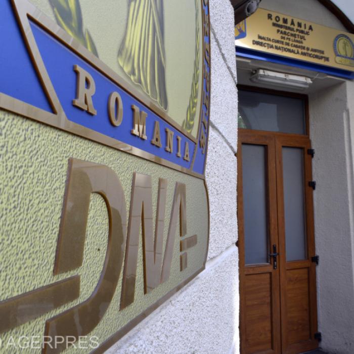 Ofiţer SRI, plasat sub control judiciar pentru trafic de influenţă