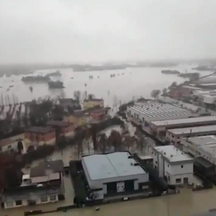 Italia, sub avertisment de furtuni, inundații și vreme rea: Fenomene severe sunt așteptate mâine în Peninsulă