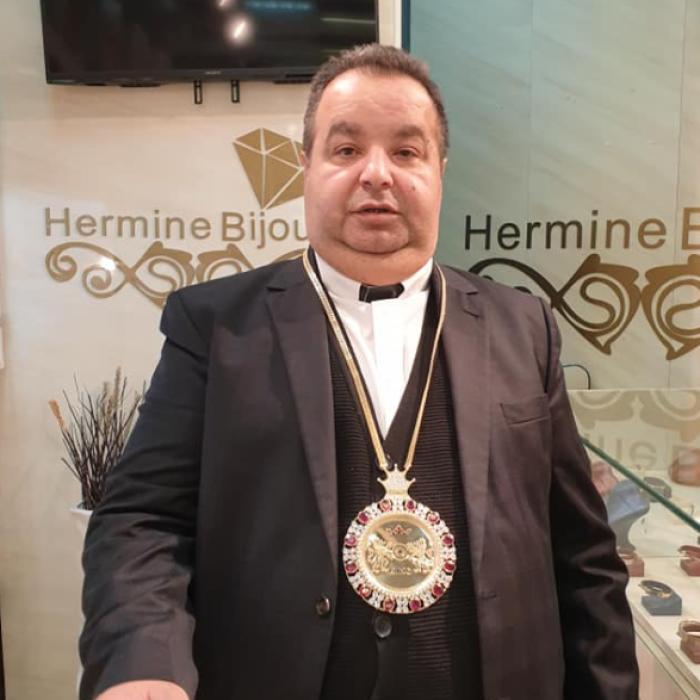 „Regele” romilor dă un ultimatum: „Să ne recunoască oficial ca minoritate etnică din diaspora”