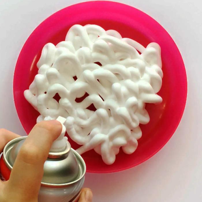 Trucul cu spuma pentru bărbierit în cuptor, care te scapă de multe probleme: Unul dintre cele mai bine păstrate ale gospodinelor