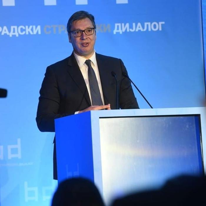 Serbia nu va recunoaşte rezultalele referendumurilor din Ucraina, afirmă preşedintele Aleksandar Vucic, prietenul lui Putin