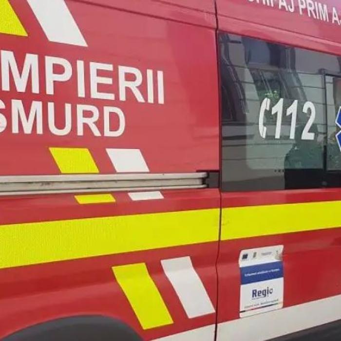 Un român a murit, iar alți trei, între care un copil, au fost răniți, într-un accident pe autostradă