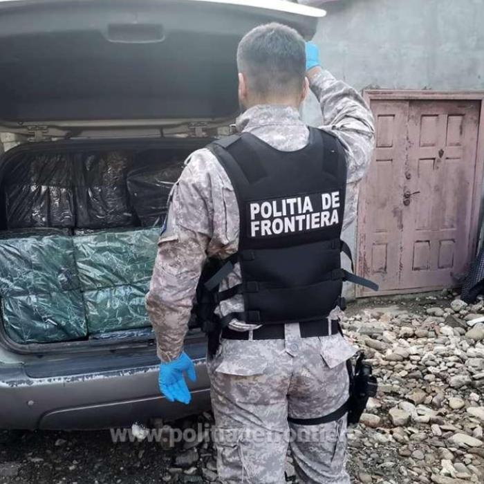 Urmărire ca-n filme la frontiera țării: Un șofer, tras pe dreapta și reținut