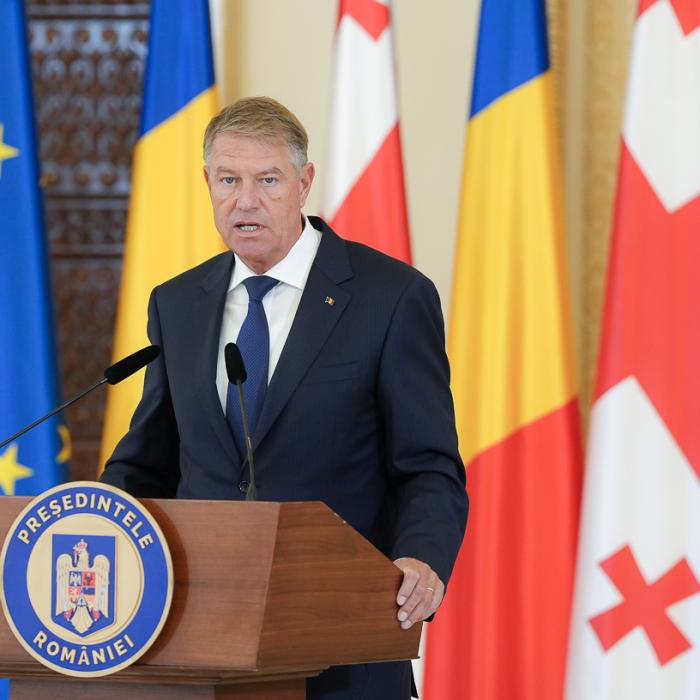 Klaus Iohannis despre declarațiile lui Vasile Dîncu: „Trebuie să citească mai frecvent presa”