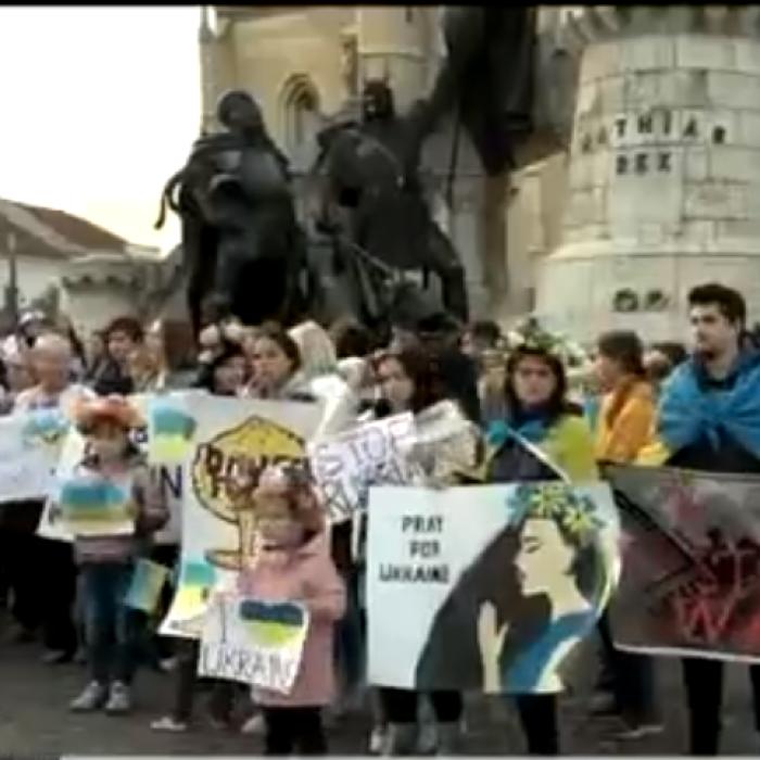 Peste 100 de refugiaţi ucraineni au protestat la Cluj împotriva războiului