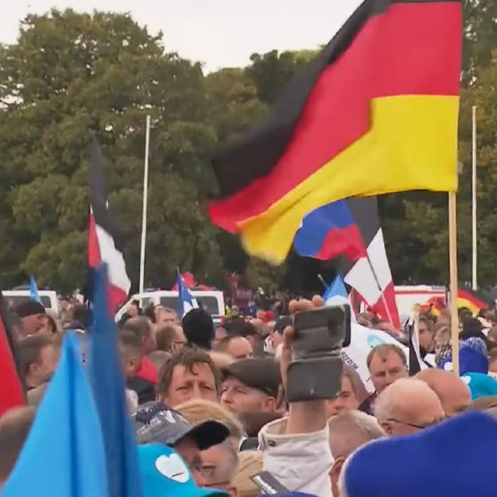 Mii de persoane protestează în Germania pentru a cere solidaritate în domeniul energiei