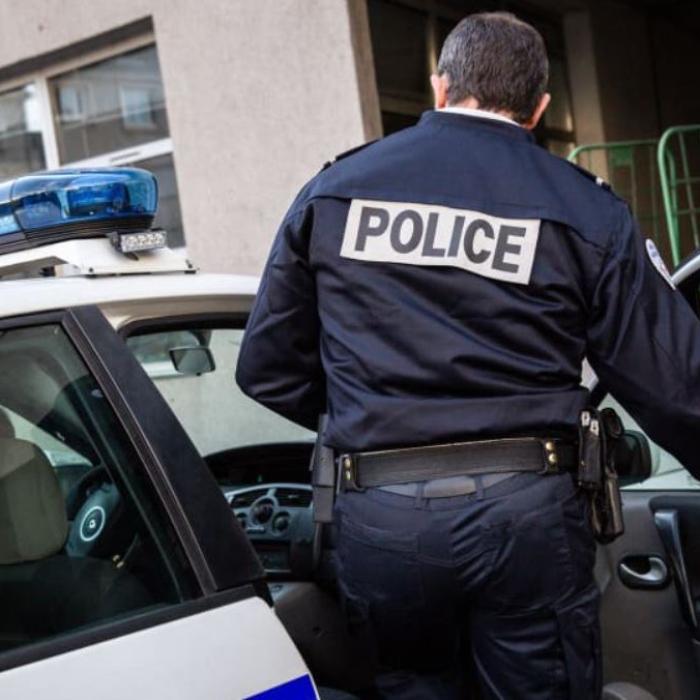 Franța. Un cuplu de români aducea minore din țară pentru o „afacere” pe trotuar. Adolescentele nu se consideră victime