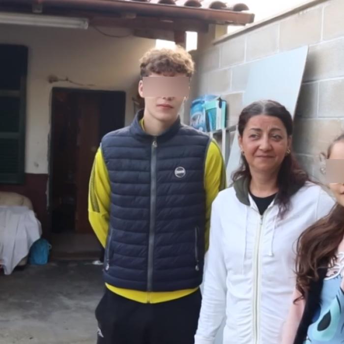 Româncă din Italia, la un pas să fie evacuată din casă alături de cei doi copii minori: "Nu știu ce voi face"