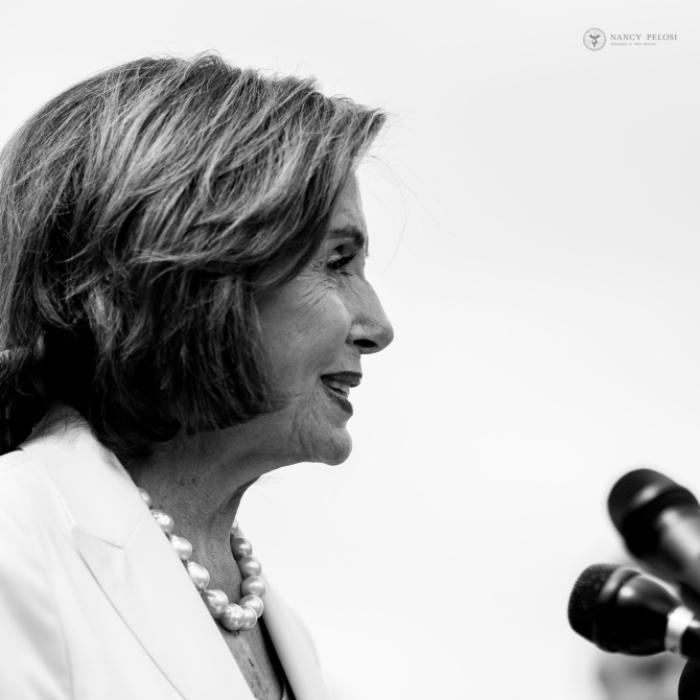 Pelosi, scrisoare pe Twitter după atacul de vineri