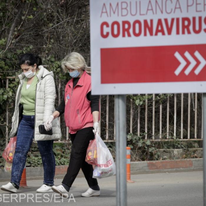 Italia. Noi reguli pentru persoanele infectate cu COVID-19: izolare la domiciliu timp de 5 zile și mască obligatorie