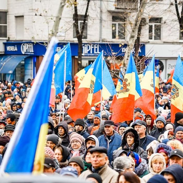 Protest cu mii de oameni la Chișinău. Manifestanții au blocat străzile