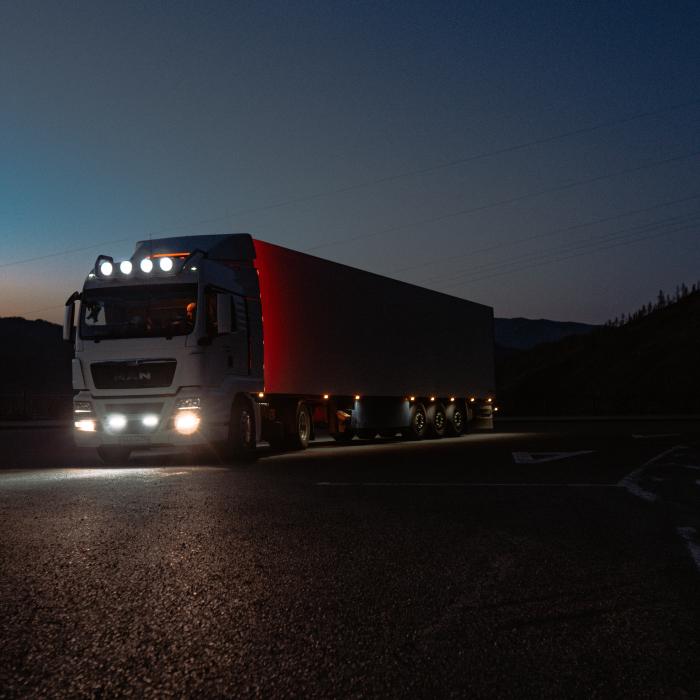 Acuzații grave de la transportatori: Unde se duc miliardele din RCA și pe ce le cheltuiesc asiguratorii din România?