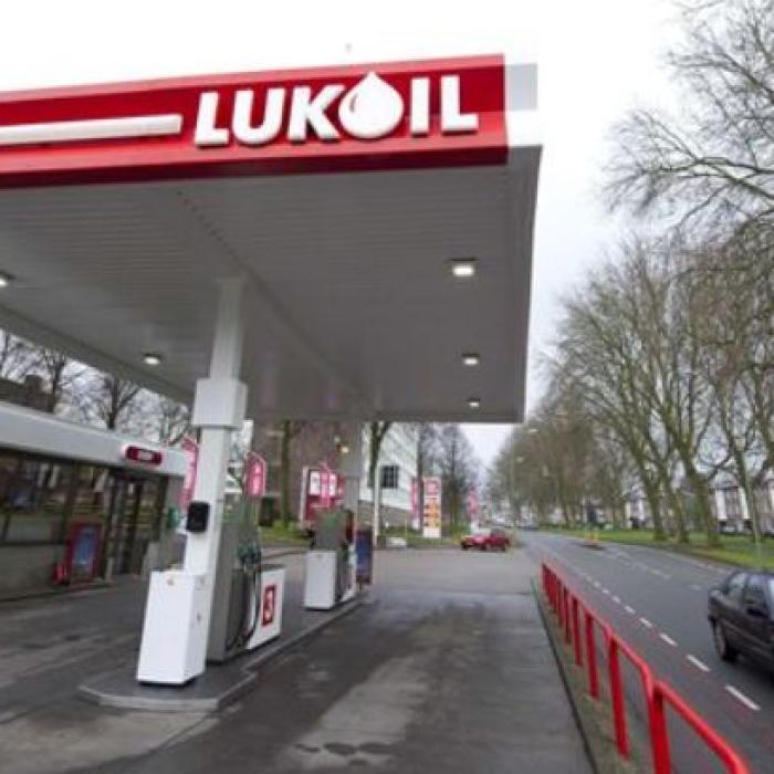 Guvernul Meloni a confiscat de la ruși rafinăria Lukoil din Sicilia, una din cele mai mari din Europa