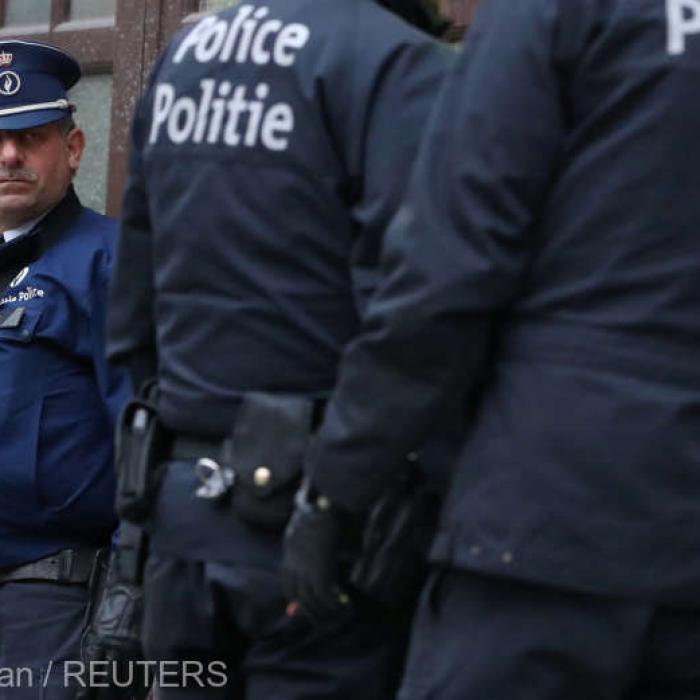 „Mi-au spus că-mi dau 200 de euro dacă îi ajut”. Român din Belgia, prins cu o geantă plină cu smartphone-uri: „Nu știam că furăm!”