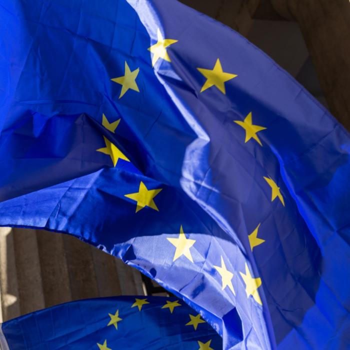 Uniunea Europeană adoptă noi sancţiuni împotriva Rusiei 