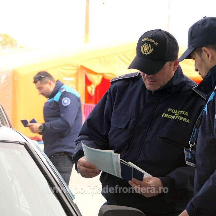 Fetiță de 7 ani, preluată din vamă de Protecția Copilului Timiș. Urma să fie scoasă din țară cu o mașină înmatriculată în Austria