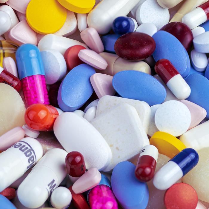 Captură masivă de droguri la o petrecere de Crăciun. 11.000 de pastile de MDMA au fost confiscate de poliție