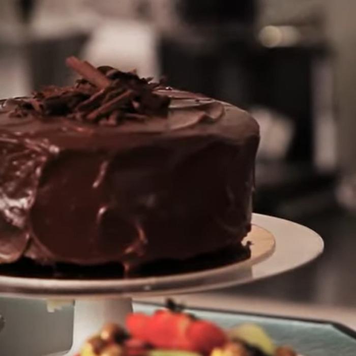 Cel mai simplu tort de Revelion; e gata în doar 30 de minute: Notează rețeta acum și pregătește-o de îndată