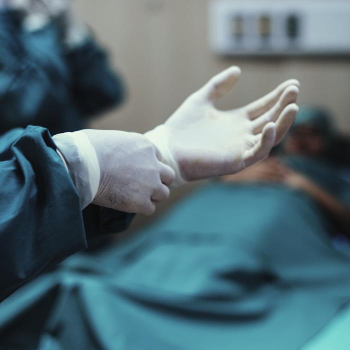 Fără anestezie şi fără cicatrici: Fibrom extirpat prin intermediul chirurgiei robotice, la o pacientă din Italia