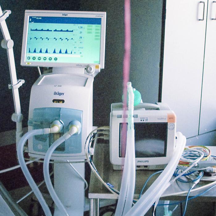 „Este o minune că a supraviețuit”. O ceartă între români s-a încheiat cu unul dintre ei la spital, în Italia: Vecinii au auzit țipetele, însă victima a sunat la carabinieri