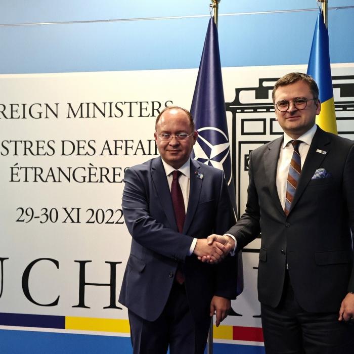 România şi Ucraina vor începe un proces de consultări pe tema legii minorităţilor naţionale din Ucraina